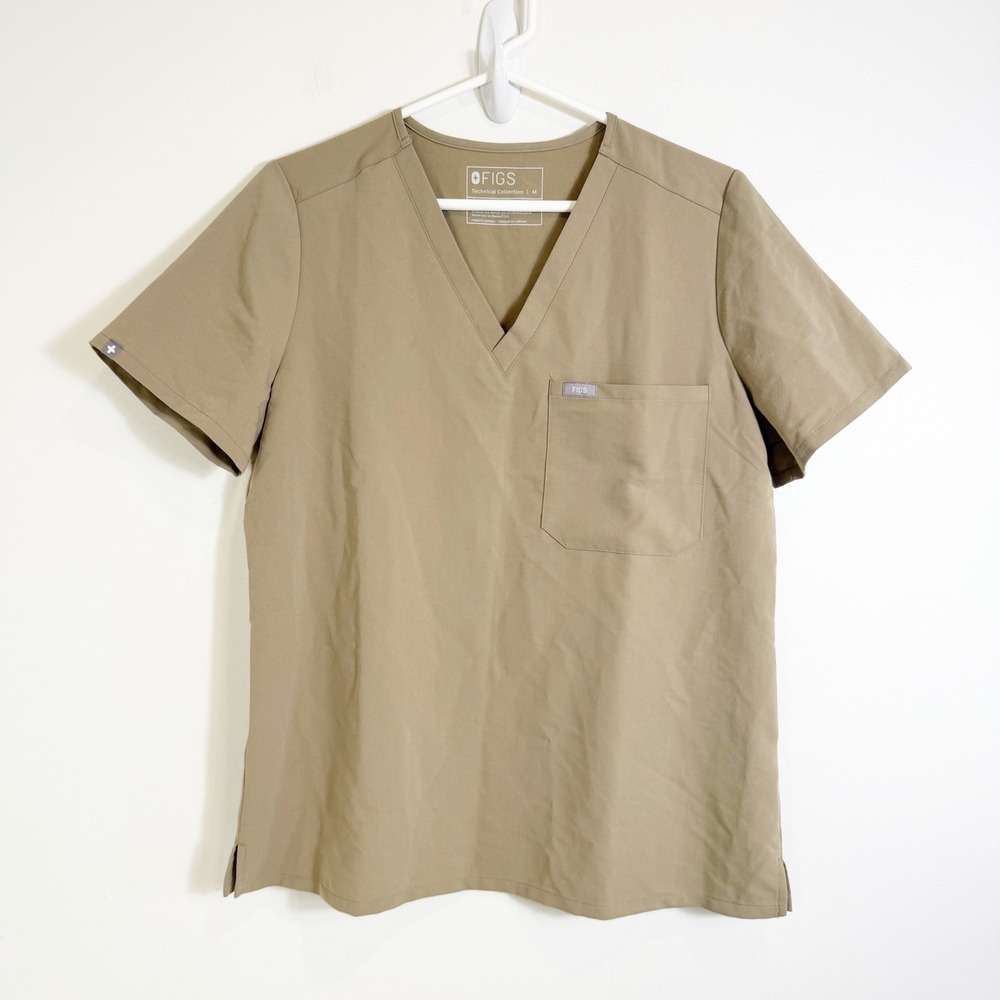FIGS Catarina Scrub Top Women Medium Tan V-Neck Short Sleeve FW1000 Pocket